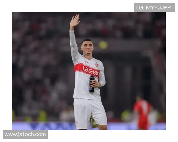 南美杯拉努斯队主场大胜小组领跑